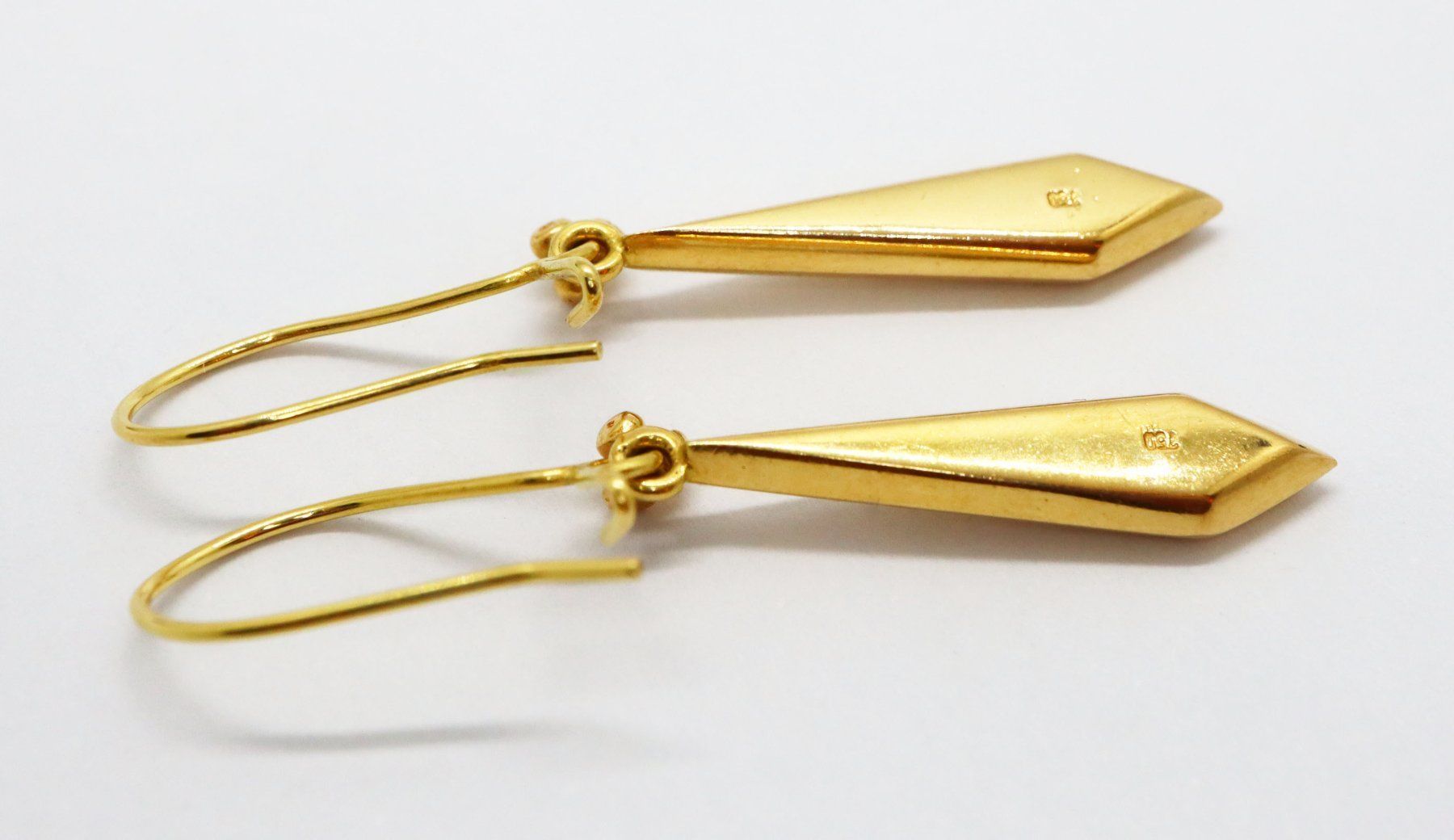 Ohrringe & -stecker: Ohrhänger in Gelbgold – Gebraucht aus Dürnten von schmucklicher 2