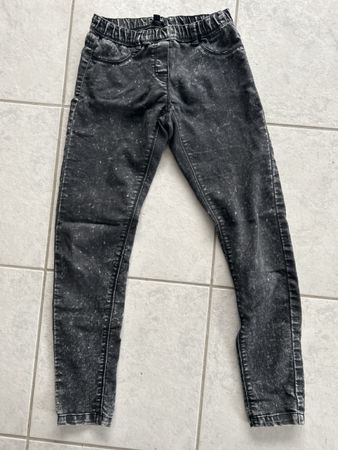 Jeans Gr 146/152