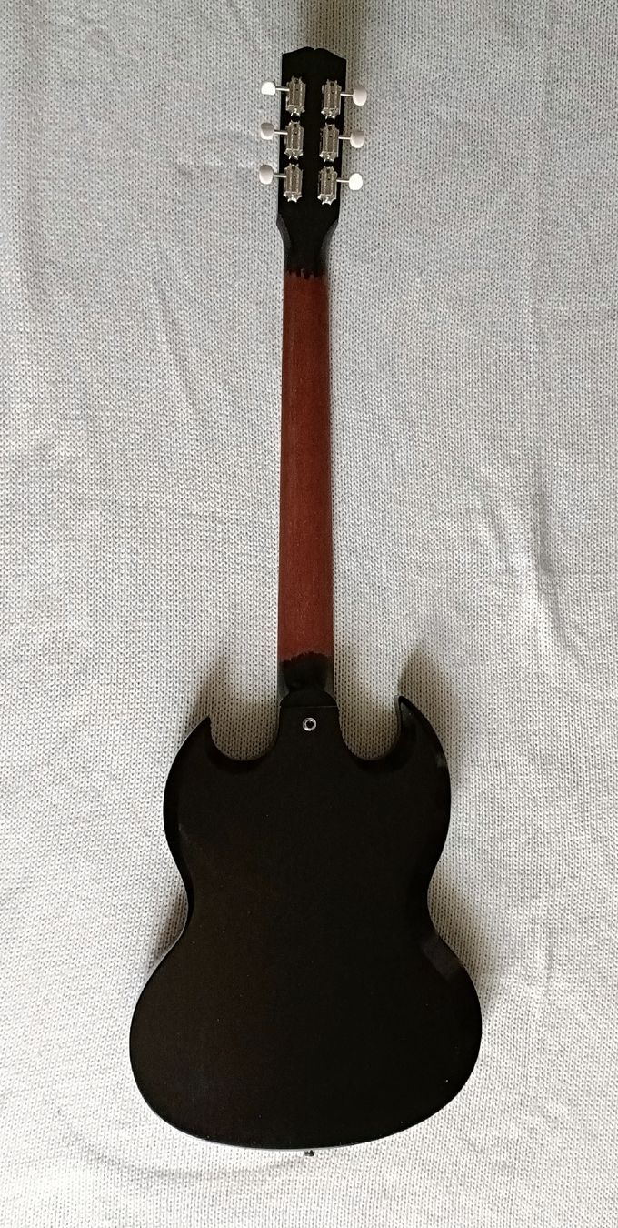 Gibson Strumenti musicali: GIBSON SG Melody Maker 2011 Black – Usato da Luzern venduto da cryptonic79 1