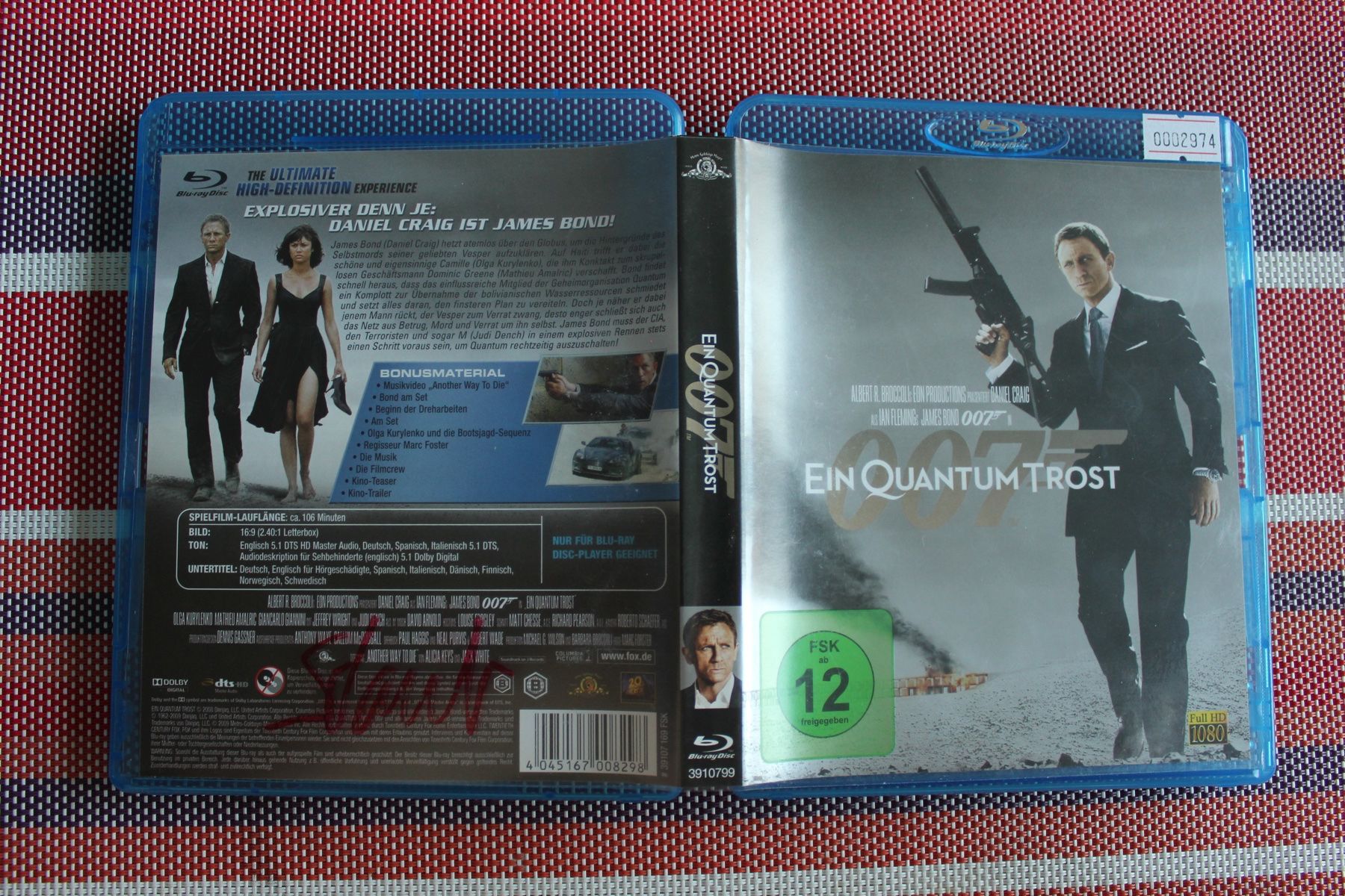 Tutti i DVDs: James Bond - Ein Quantum Trost [Blu-ray] | DVD | – Usato da Geroldswil venduto da Schlumpfine1973
