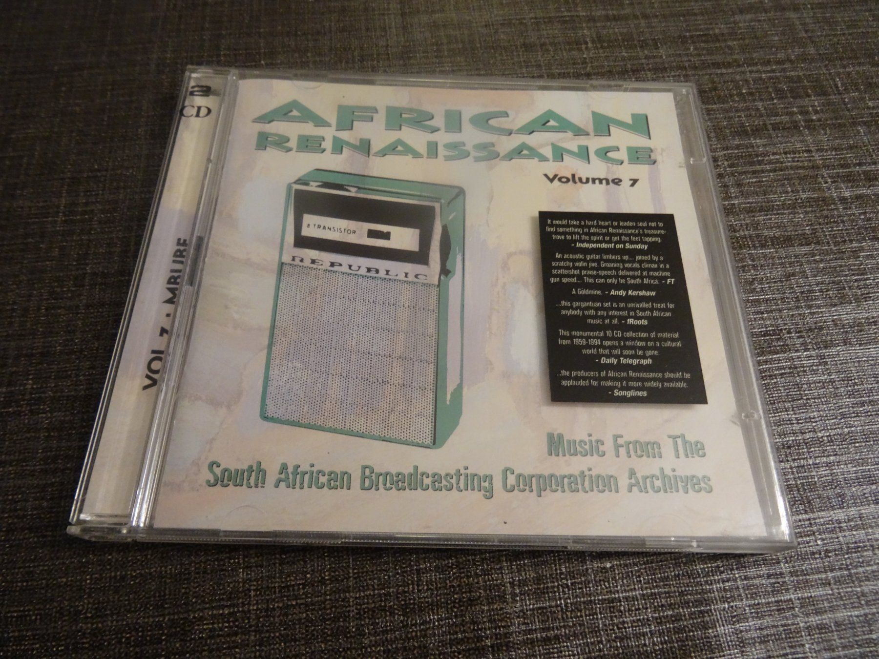 CD: African Renaissance - Volume 7 CD – Usato da Olten venduto da Disc-Ausverkauf