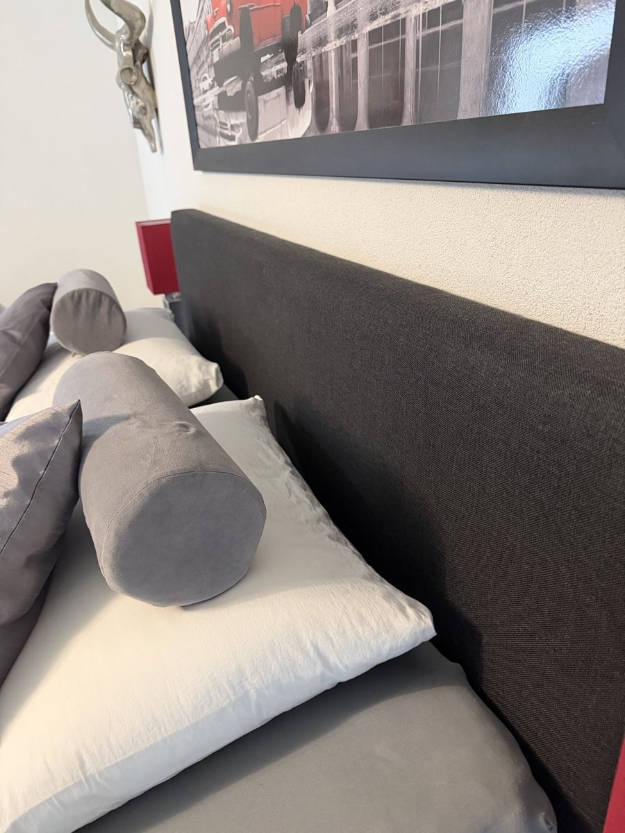 Betten: Hasena Boxspringbett und Nachttische – Gebraucht aus Biel-Benken BL von cor_rmw7 1