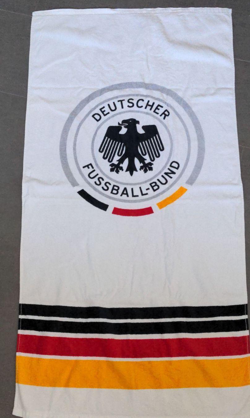 Teli da bagno: Fussball Badetuch Deutschland DFB  – Nuovo (secondo la descrizione) da Sutz venduto da Rawypp