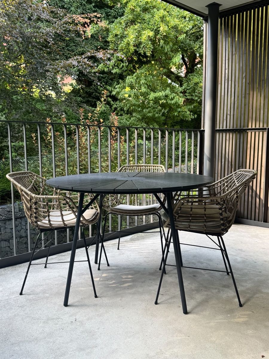 Tische: JYSK Terrassentisch mit 4 Stühlen – Gebraucht aus Zürich von ang_bhw7 2