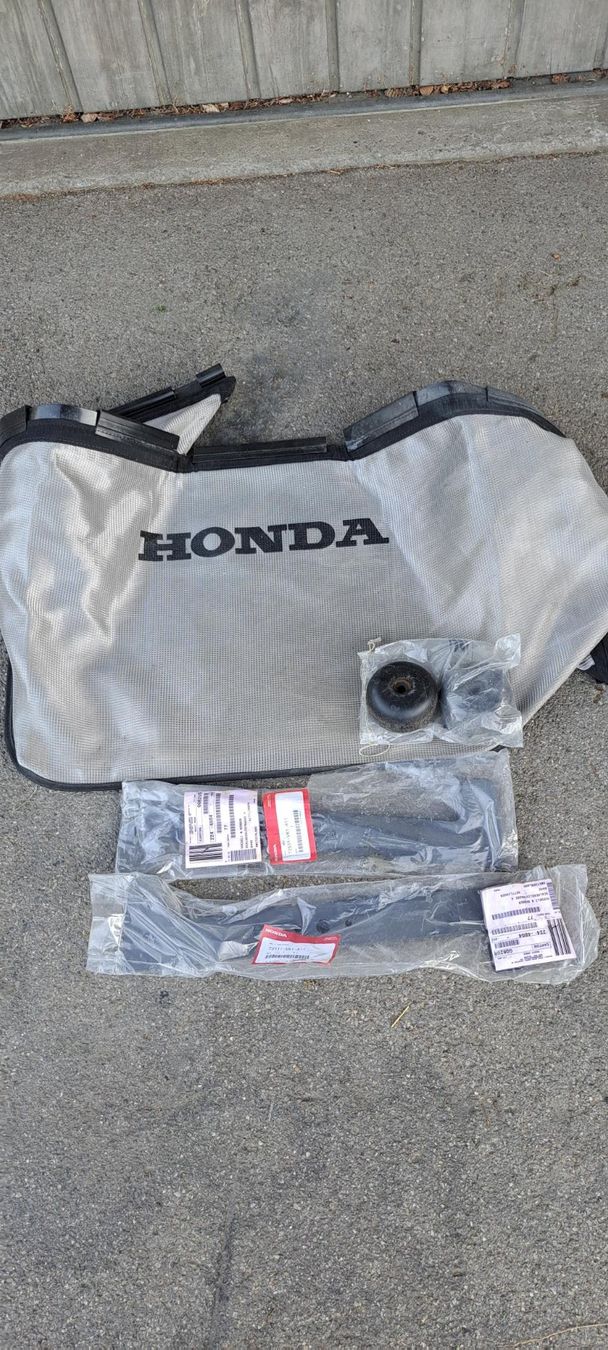 Honda Traktoren: Honda Rasentraktor 2417 V-Twin Hydrostatic – Gebraucht aus Sennhof von bes_nm2j 5