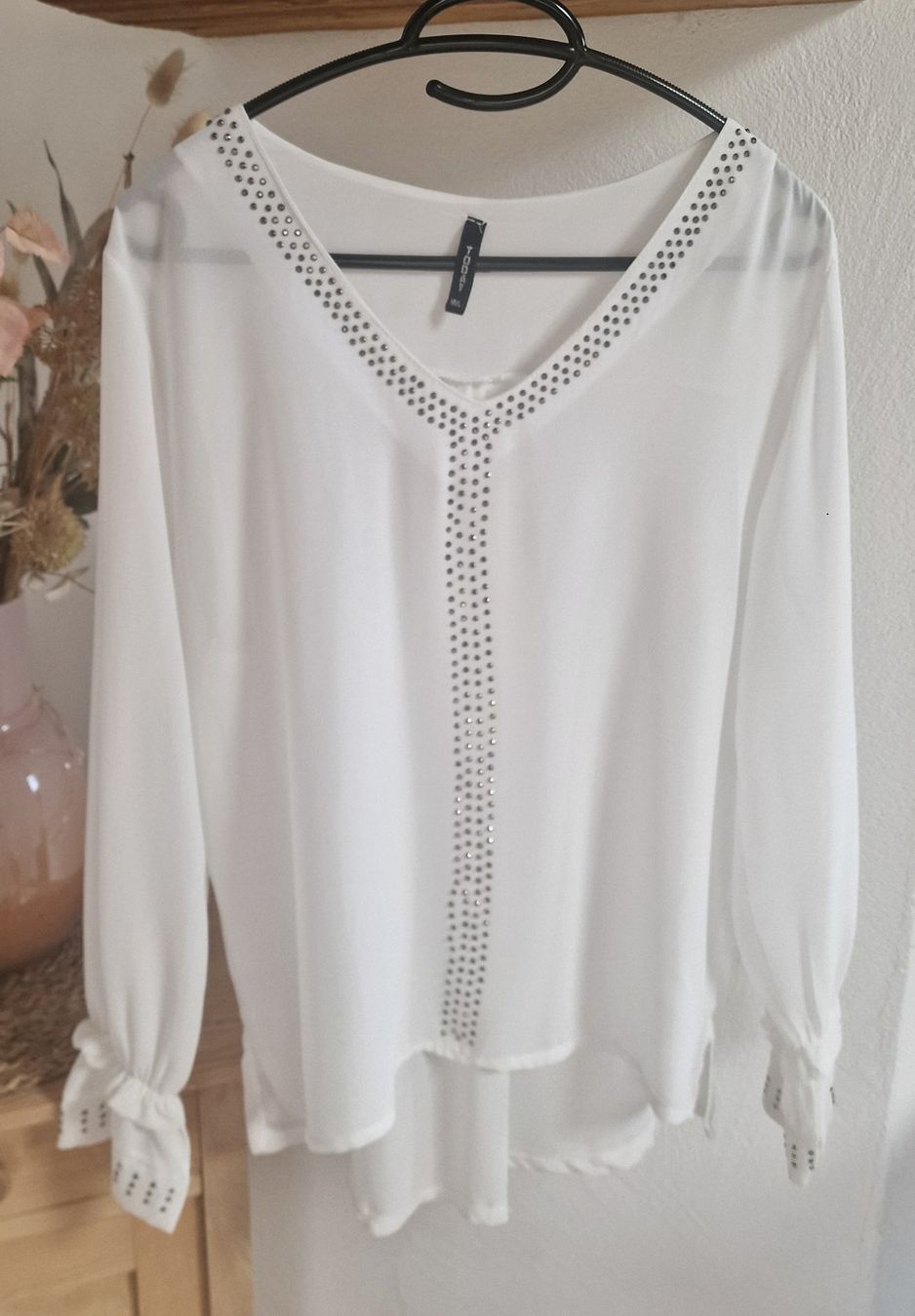 Camicette: Weiss Bluse mit Strassbesatz, Grösse M/L, weiss – Usato da Falera venduto da Fudax