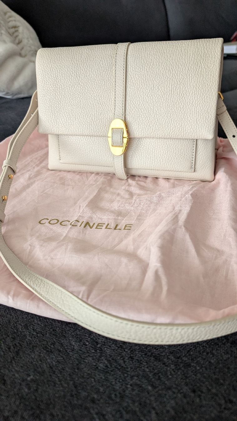 Coccinelle Borse da donna: Coccinelle Ledertasche in Creme – Usato da Herzogenbuchsee venduto da sdu_sbb