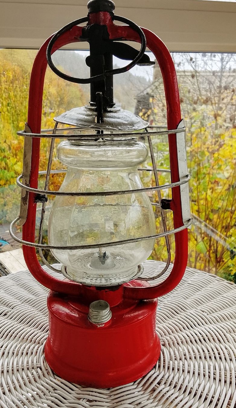 Lampade: Lanterne tempête vintage rouge – Usato da Couvet venduto da fat_kyl7