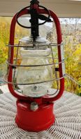 Lanterne tempête vintage rouge