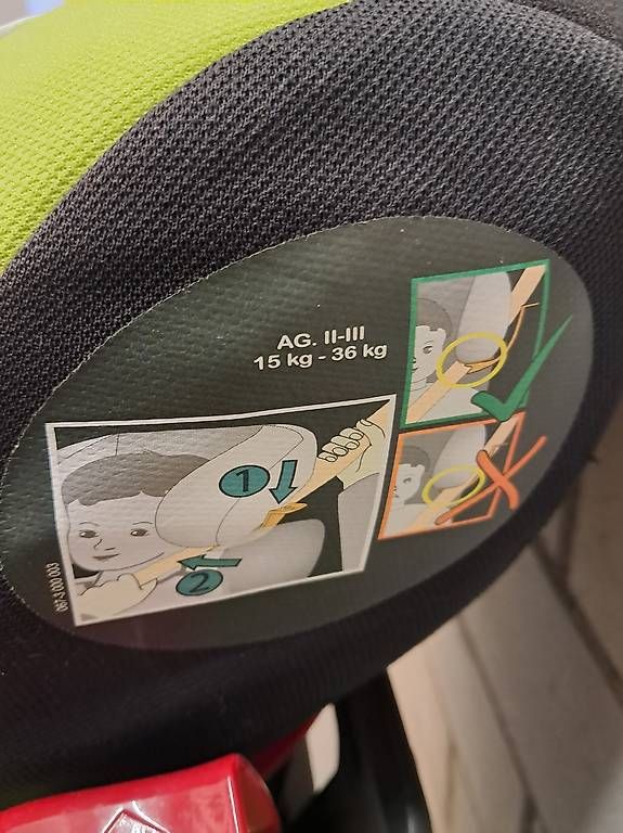 Seggiolini per auto: Höhenverstellbarer Kinderautositz – Usato da Aathal-Seegräben venduto da sporrcla 2