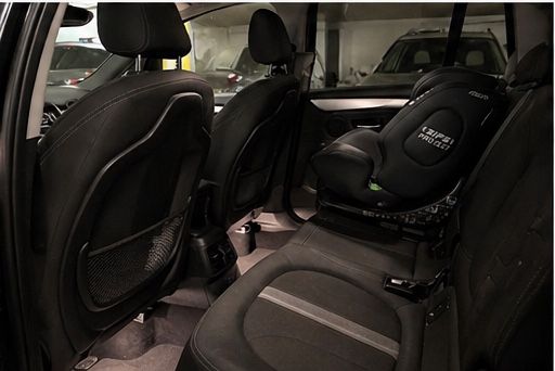 Autos: Bmw 218D / Tourer / Automat /ab 500.- Fr – Gebraucht aus Oberuzwil von S_Tar 5