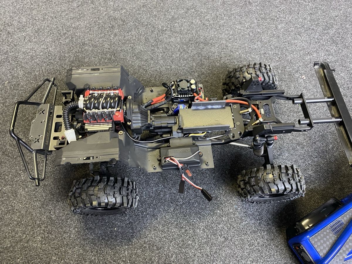 Axial Modellismo RC: Axial Scx 10.3 John Wick Defender – Nuovo (secondo la descrizione) da Holziken venduto da oversteering 3