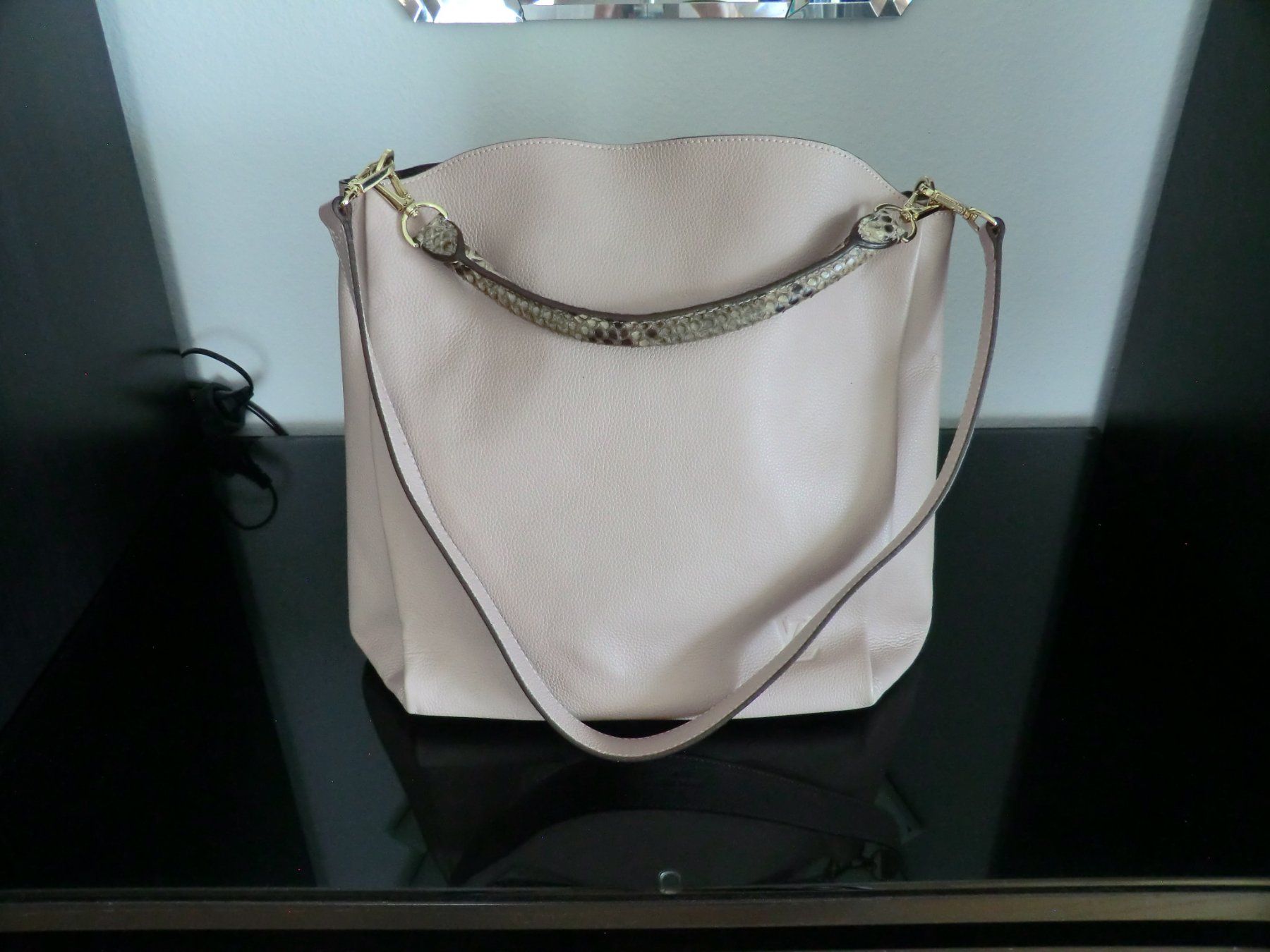 Louis Vuitton Borse da donna: Louis Vuitton Handtasche / Shopper Leder altrosa – Usato da Dierikon venduto da EdelGut