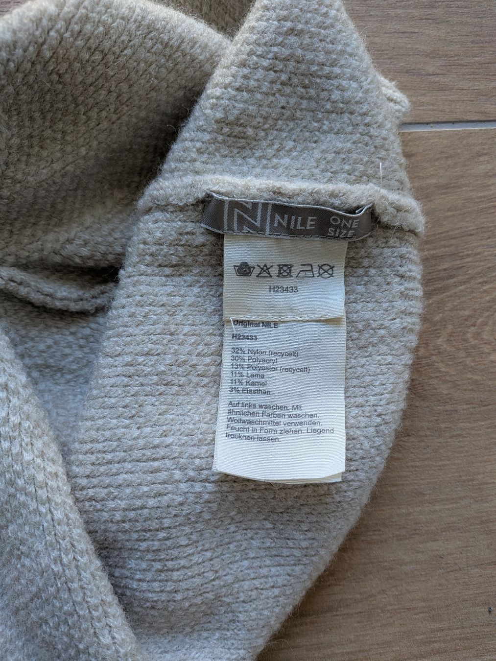 Nile Chapeaux, bonnets & casquettes: Nile Mütze NEU – Neuf (Voir description) à Eschenbach SG par SanFranciscoCalifornia 1