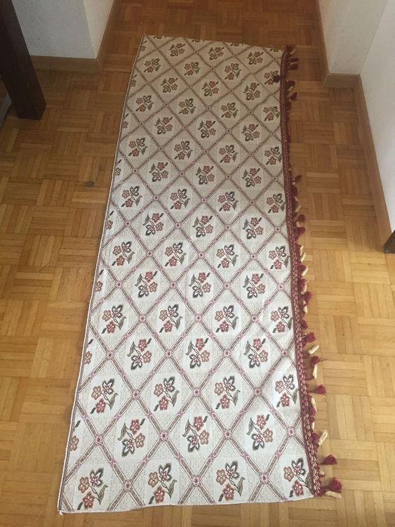 Decken: 2 Stk Polstergruppen Sofa Schoner Läufer – Gebraucht aus Glattbrugg von fin_66d8 1