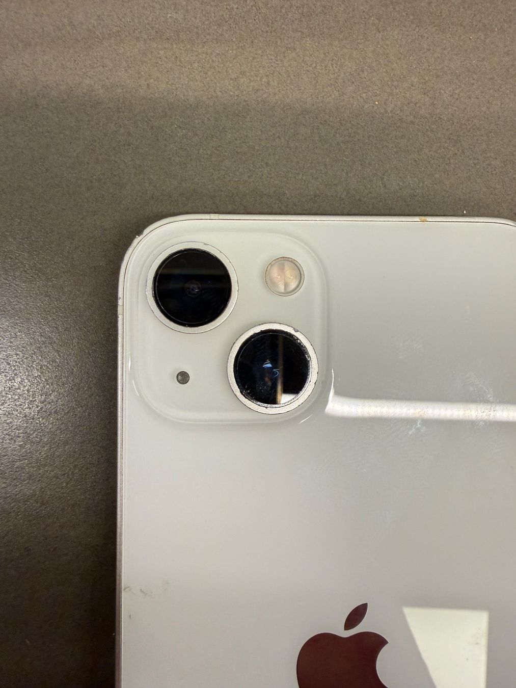 Apple Handys / Smartphones: iPhone 13 – Gebraucht aus Geroldswil von beni.esposito 3