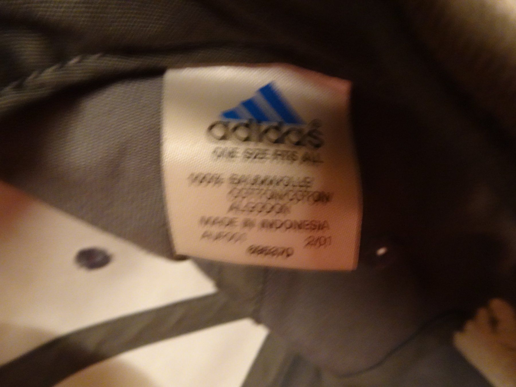 Adidas Copricapi, berretti & cappellini: Adidas Cap Original Oliver Kahn Merchandise  - 426296 – Usato da Küssnacht am Rigi venduto da Good4Deckeli 3