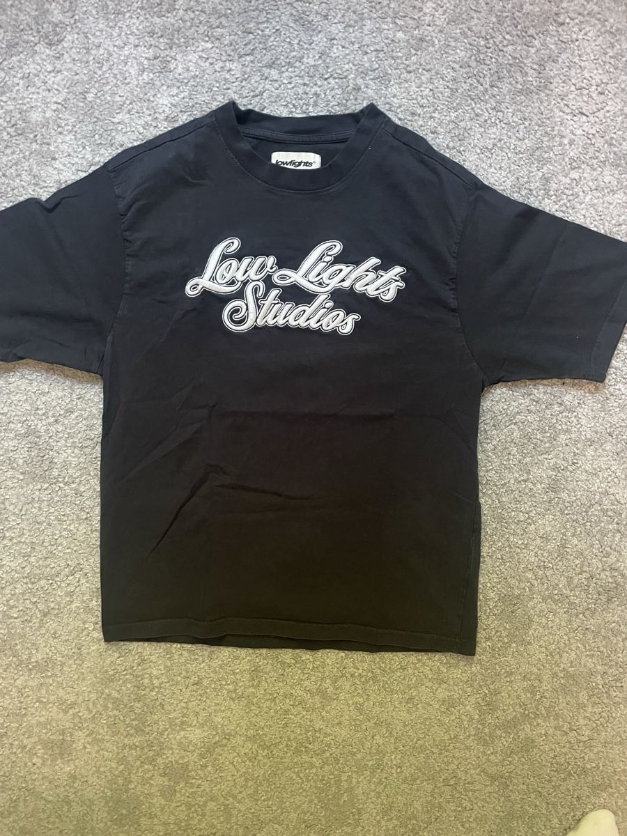 T-shirt: Low lights studios T shirt L – Usato da Wengen venduto da Kienzler240509