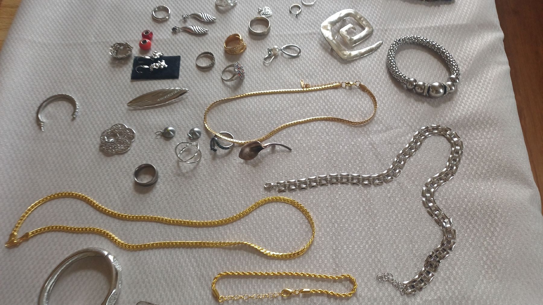 Altri gioielli: Lot diverser Schmuck  – Usato da Flawil venduto da Pinkmalibu 7