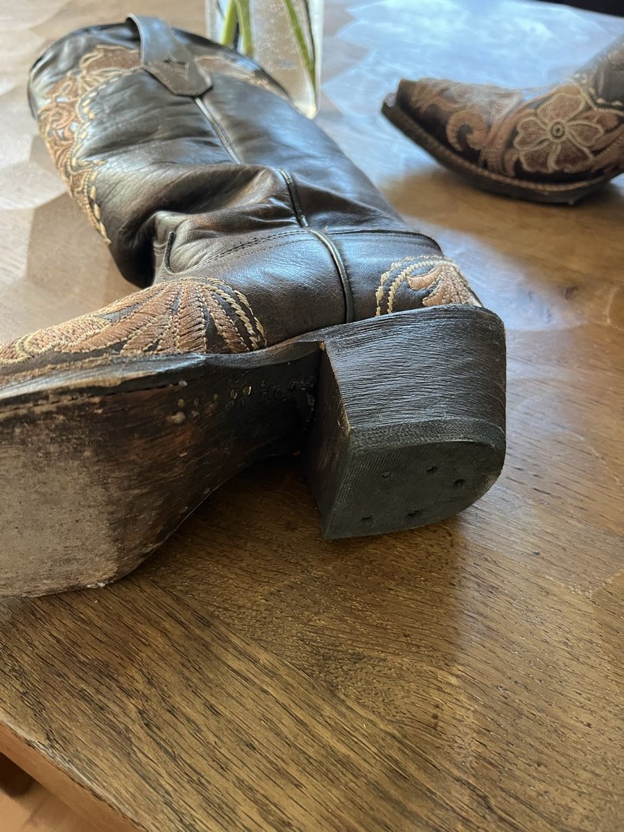 Damenschuhe: Cowboy Stiefel, echt Leder – Gebraucht aus Thalwil von Mari2017 1