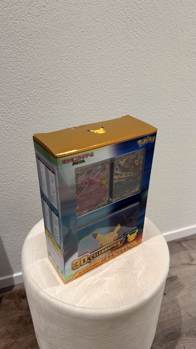 Pokémon Carte collezionabili: 30th CELEBRATION Umbreon Espeon  – Usato da Kappel SO venduto da zeez.d