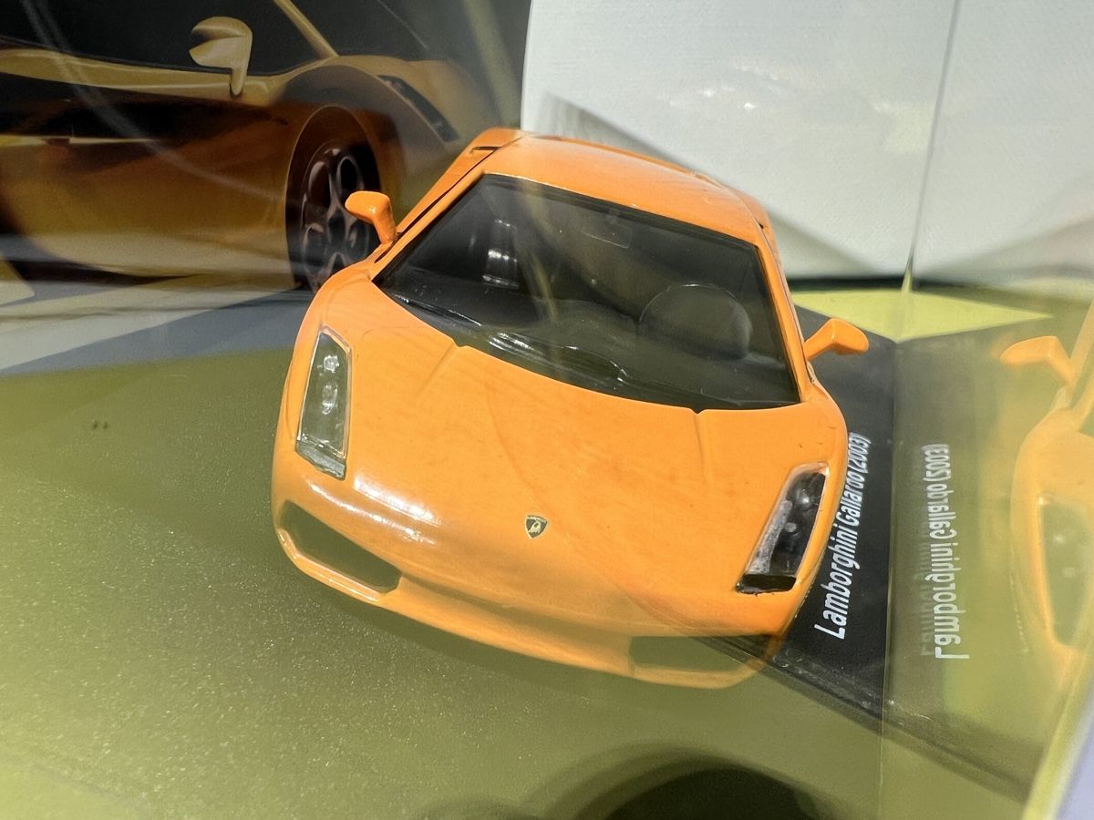 Lamborghini Modellini d'auto: Lamborghini Gallardo 2003 in 1/43 – Nuovo e nell'imballaggio originale da Weinfelden venduto da Kammerflimmern 1
