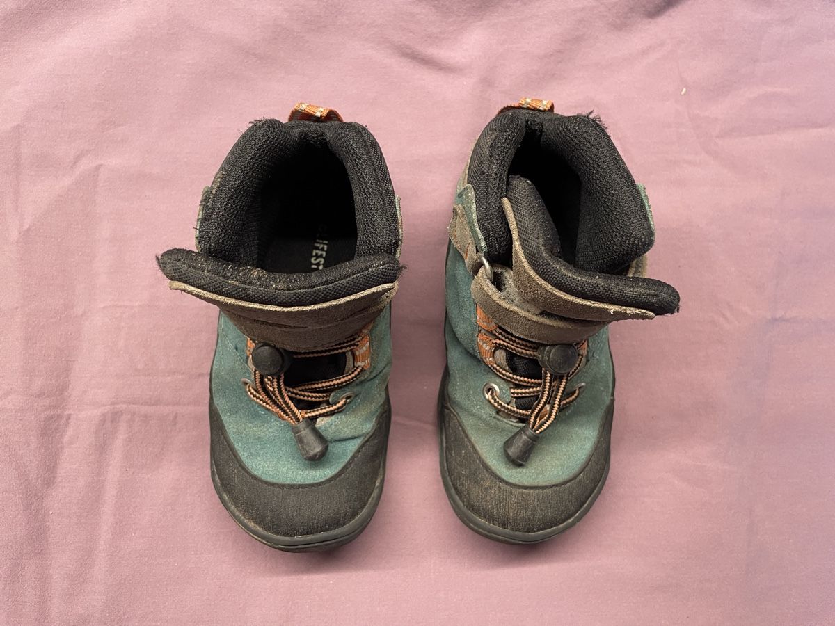 Scarpe per ragazzi: Outdoorschuh Gr. 28, Barfussschuh – Usato da Bergdietikon venduto da stefania_88 1