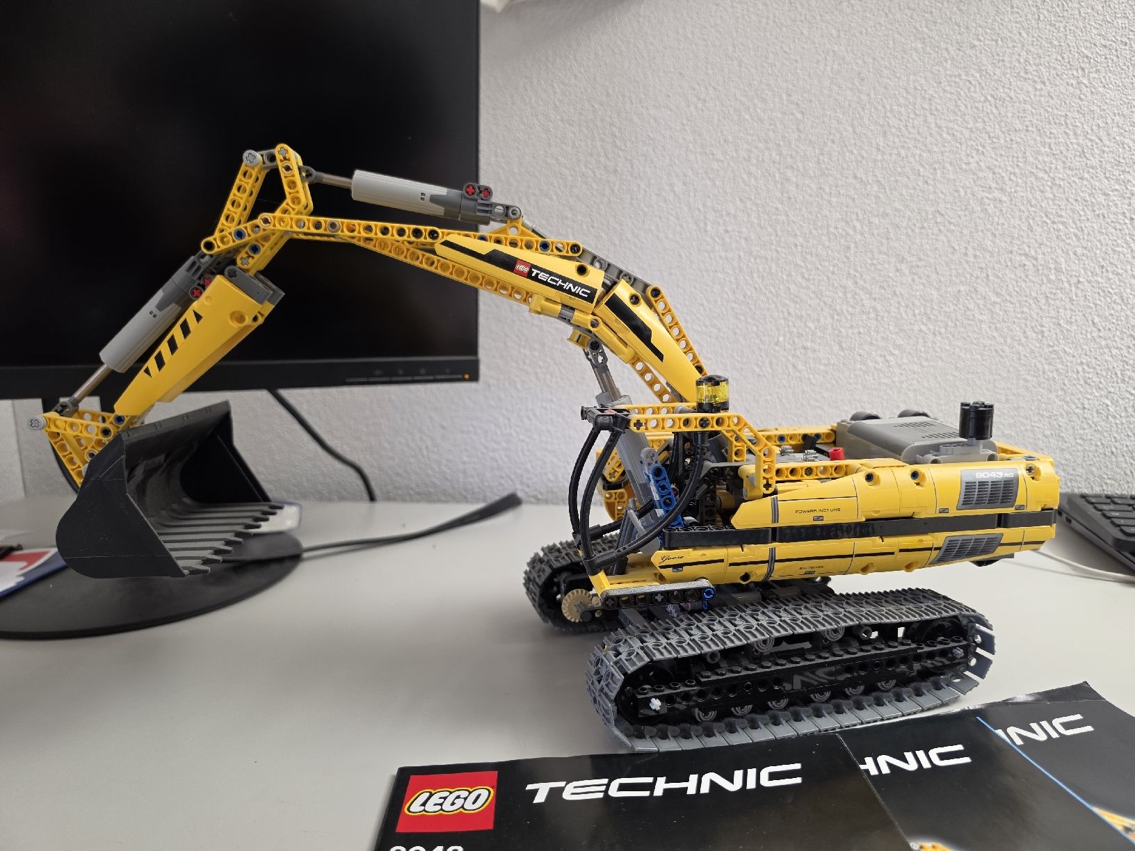 Lego Jeux de construction: Lego Technic Raupenbagger – D'occasion à Fischbach LU par Micra3 2