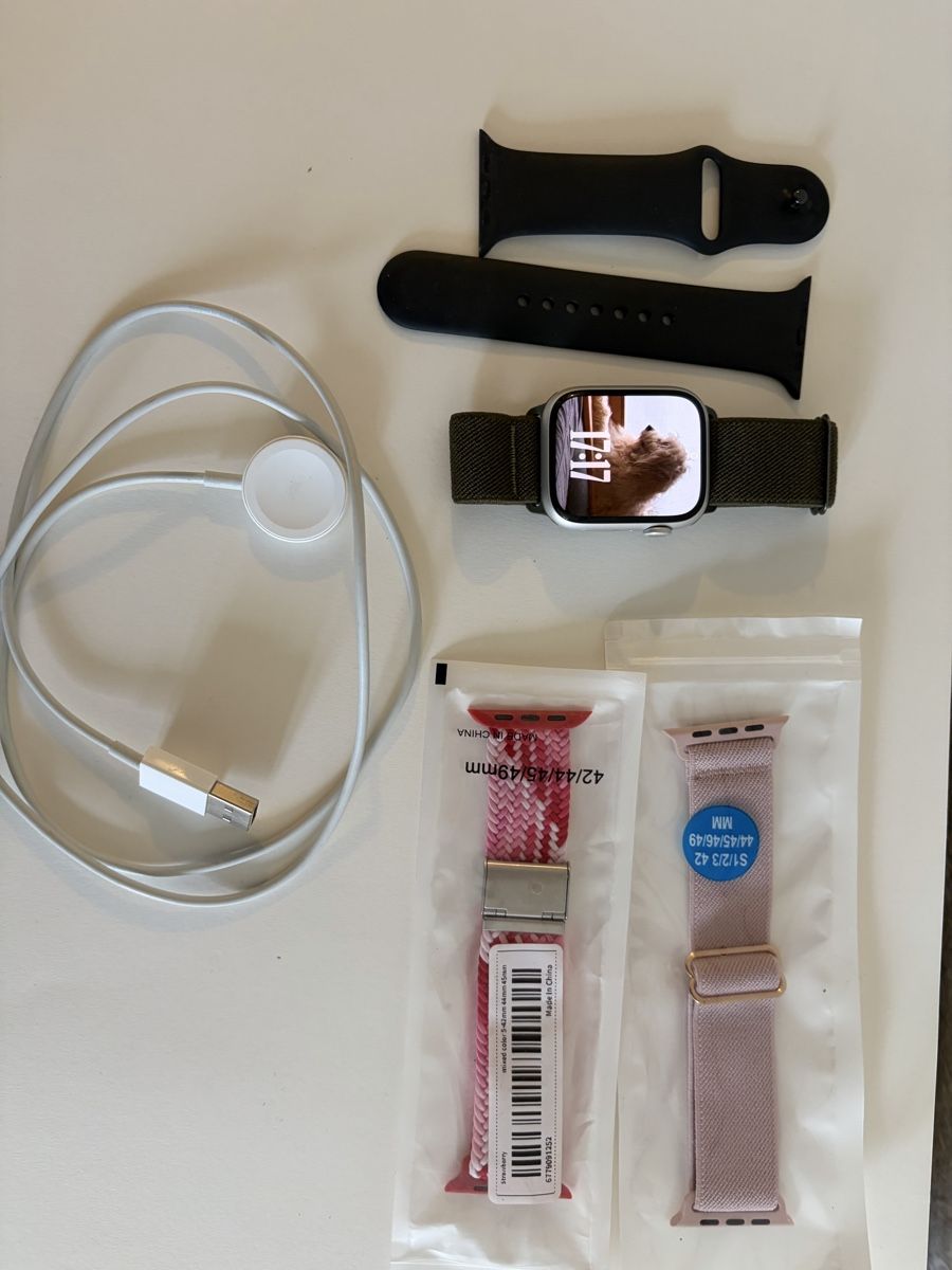 Apple Smartwatch: Apple Watch Series 8 GPS – Usato da Wald ZH venduto da evhu