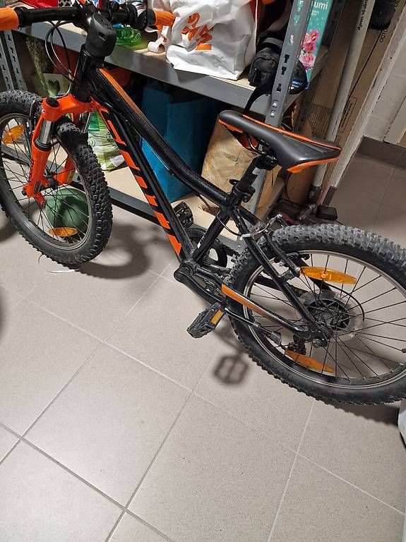 Velos: Vélo scott – Gebraucht aus Ecublens von Daniele01