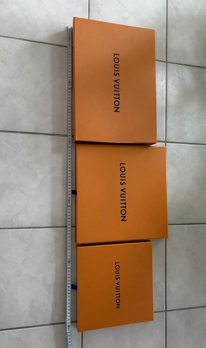 Louis Vuitton Borse: 3 Louis Vuitton Boxen – Usato da Etoy venduto da Diadefin 1