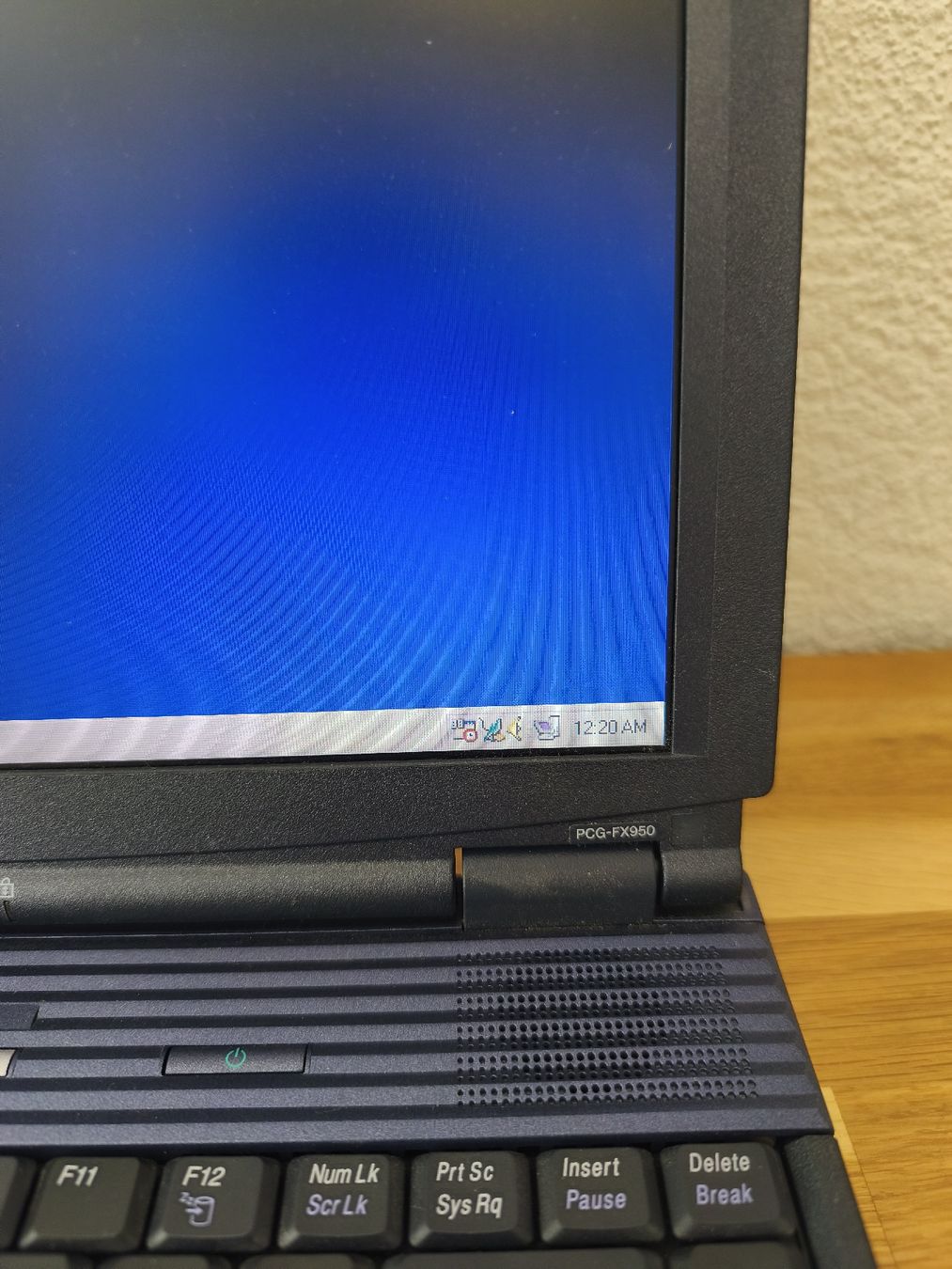 Vaio Notebook: Ordinateur portable SONY PCG-FX950 Windows 98 - retrogaming  – Usato da Conthey venduto da Th3gr4yf0x 7