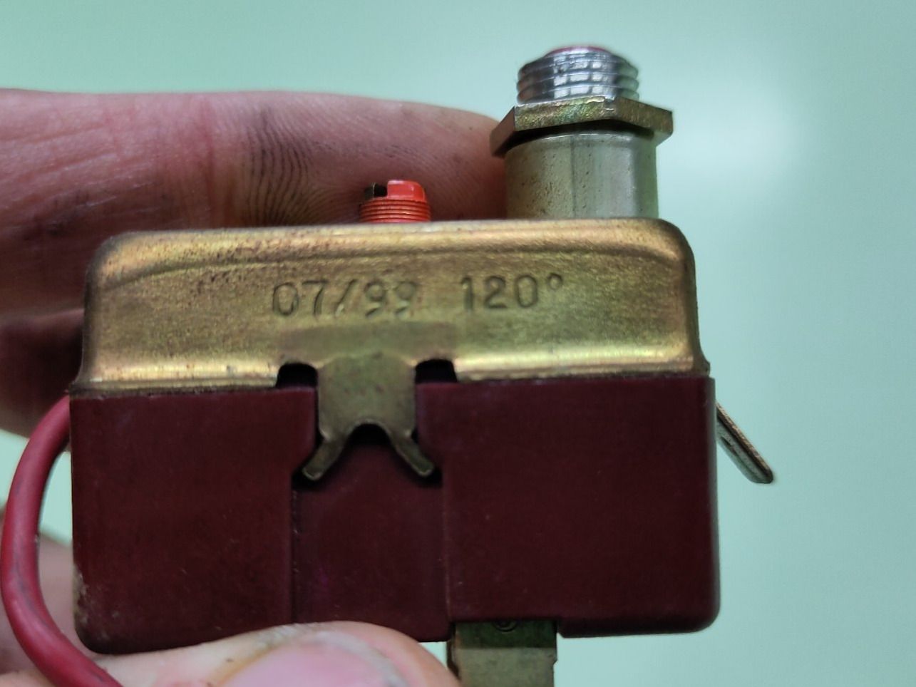 Messen: Thermostat de sécurité / Sicherheitsthermostat – Gebraucht aus Develier von Loricaire0 4