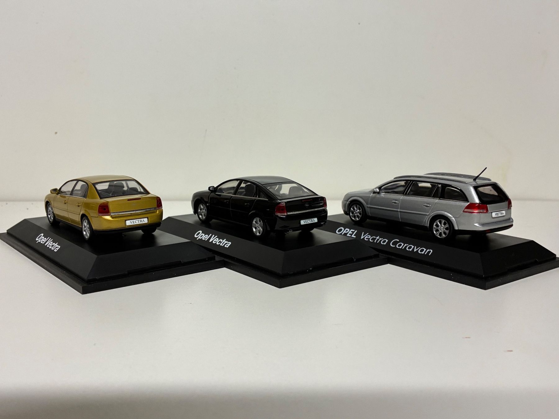 Opel Modellautos: Modellauto Opel Vectra C – Neu und originalverpackt aus Kräiligen von hkk 1