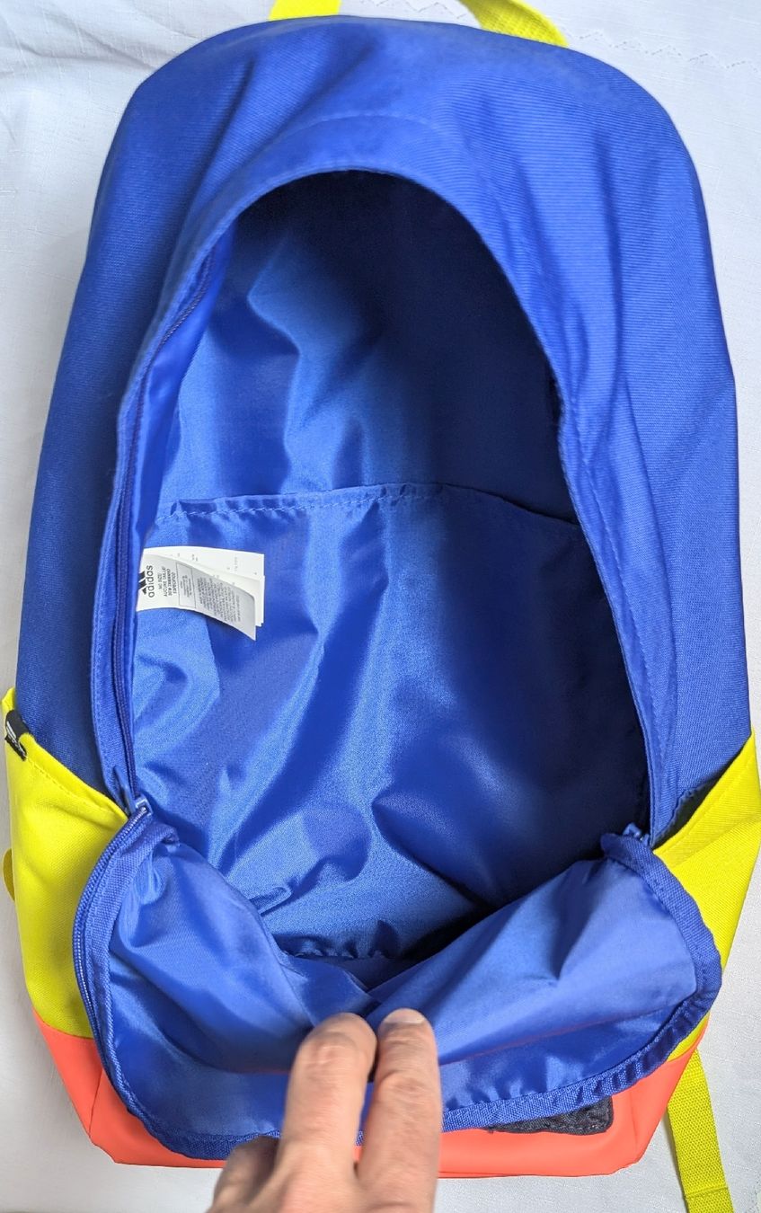 Adidas Zaini: Adidas Classic Rucksack 24l – Nuovo (secondo la descrizione) da Wängi venduto da ABIZONE-86 2