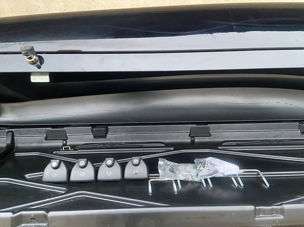 Coffres de toit: XXL Dachbox Gamaparts 470 L mit oder ohne Träger  – D'occasion à Leuzigen par Doppelrad 4