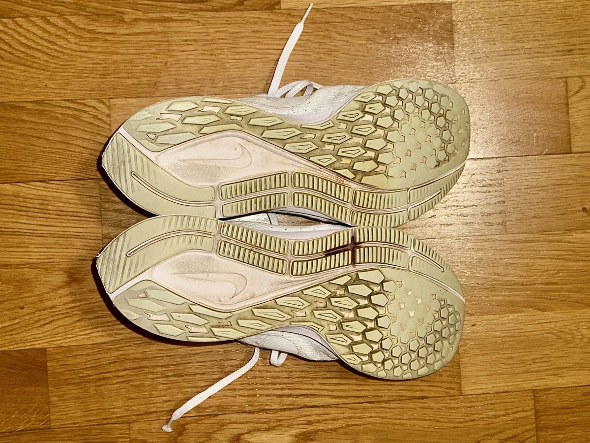 Nike Herrenschuhe: Nike Zoom Pegasus 35, weiss, Grösse 44.5 – Gebraucht aus Bern von rub_8mhx 9