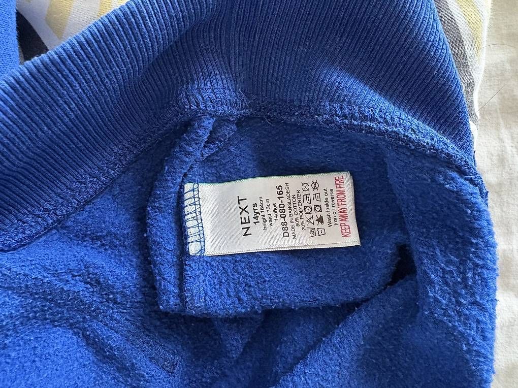 Maglioni & Felpe: Blauen Hoddie – Usato da Schüpfen venduto da ani_gj8r 3