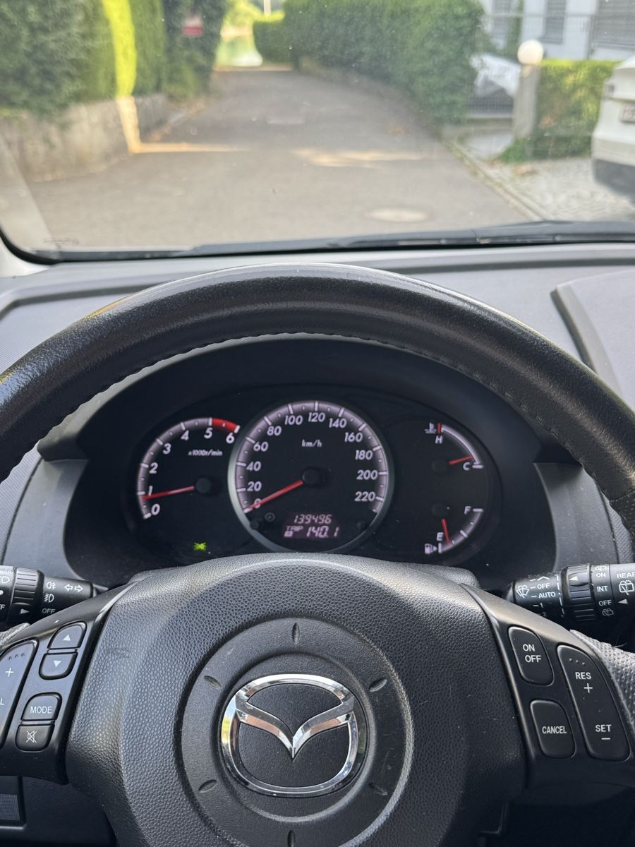 Mazda Automobili: AB 1.- Mazda 5 2.0d 7 Plätzer 139000KM – Usato da Stein am Rhein venduto da kocka322 7