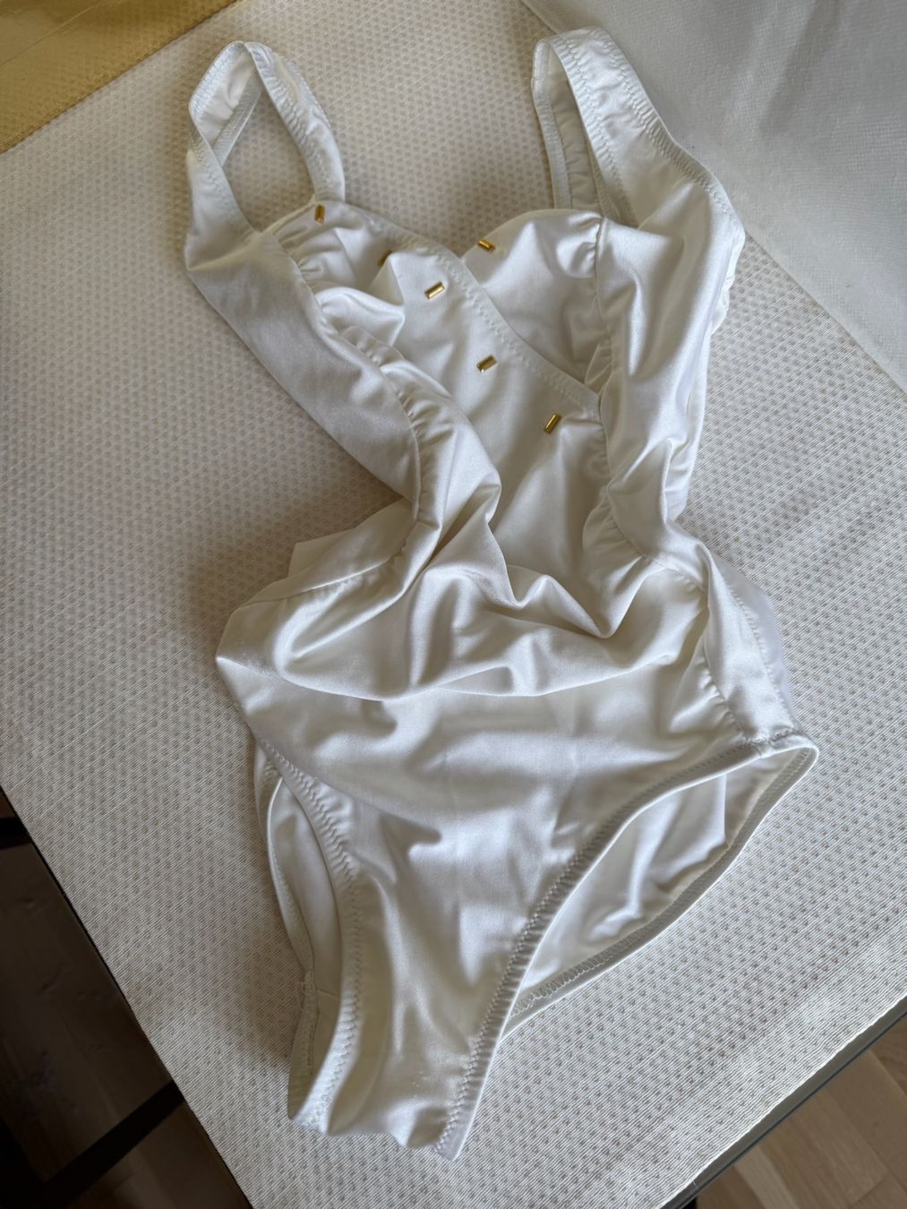 Badekleider & Bikinis: Maillot de bain - M – Gebraucht aus Sion von accroshoes