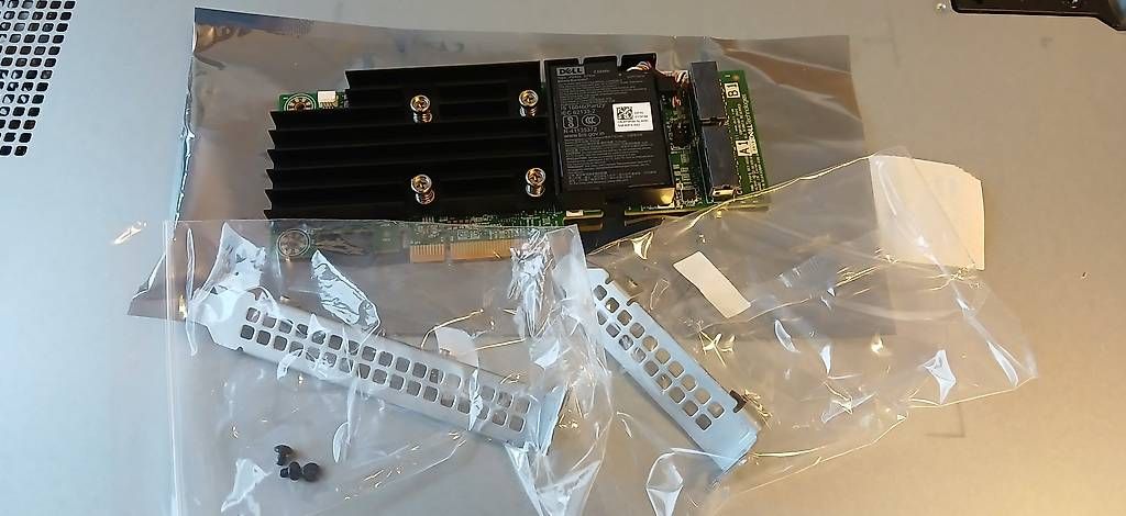 Dell Unità & Adattatore: DELL PERC H755 Adapter – Usato da Gorgier venduto da Cramaboule 1