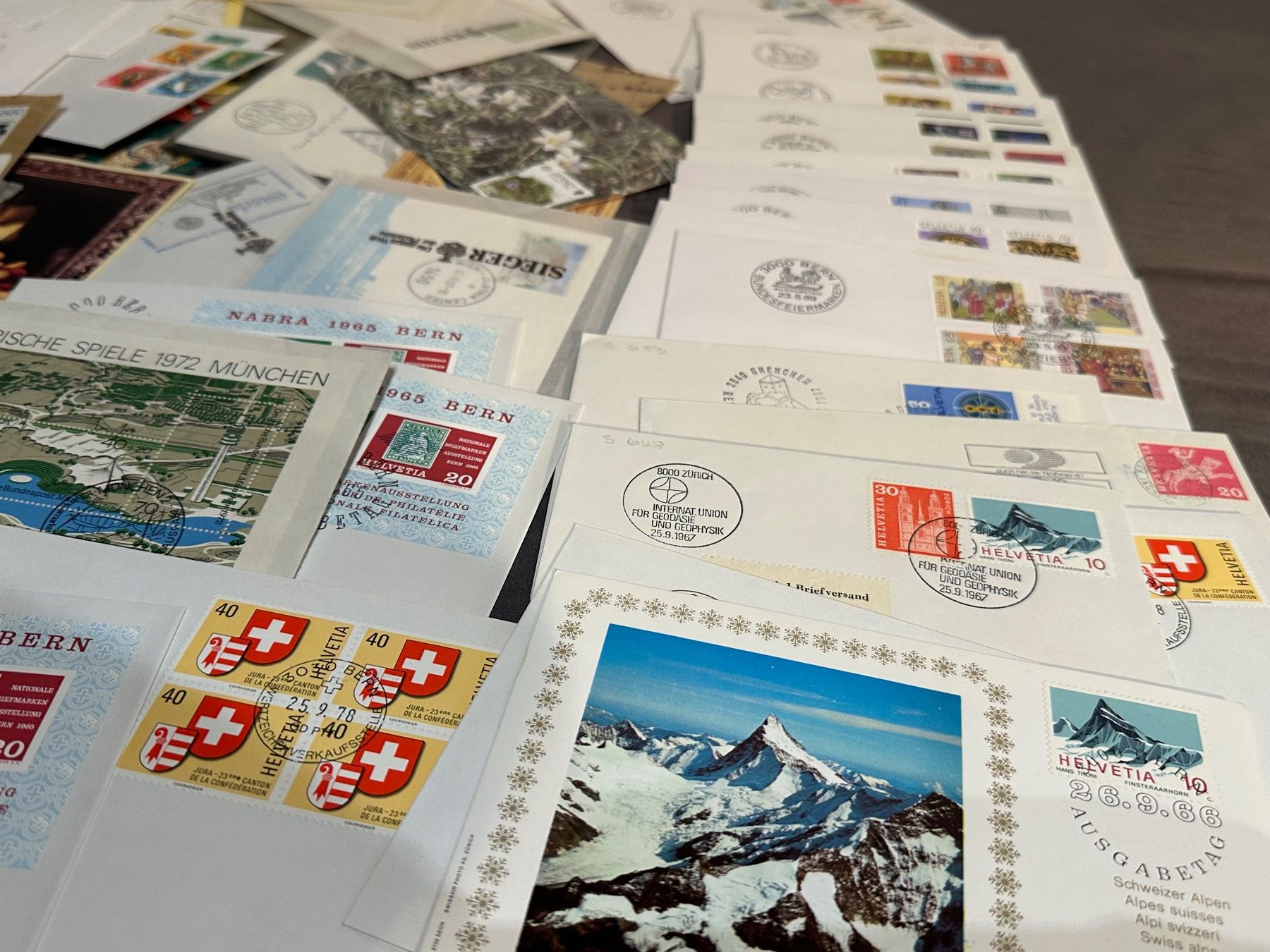 Tutti i francobolli: Sammlung Briefe Weltweit - Schweiz – Usato da Stettfurt venduto da 2442 3