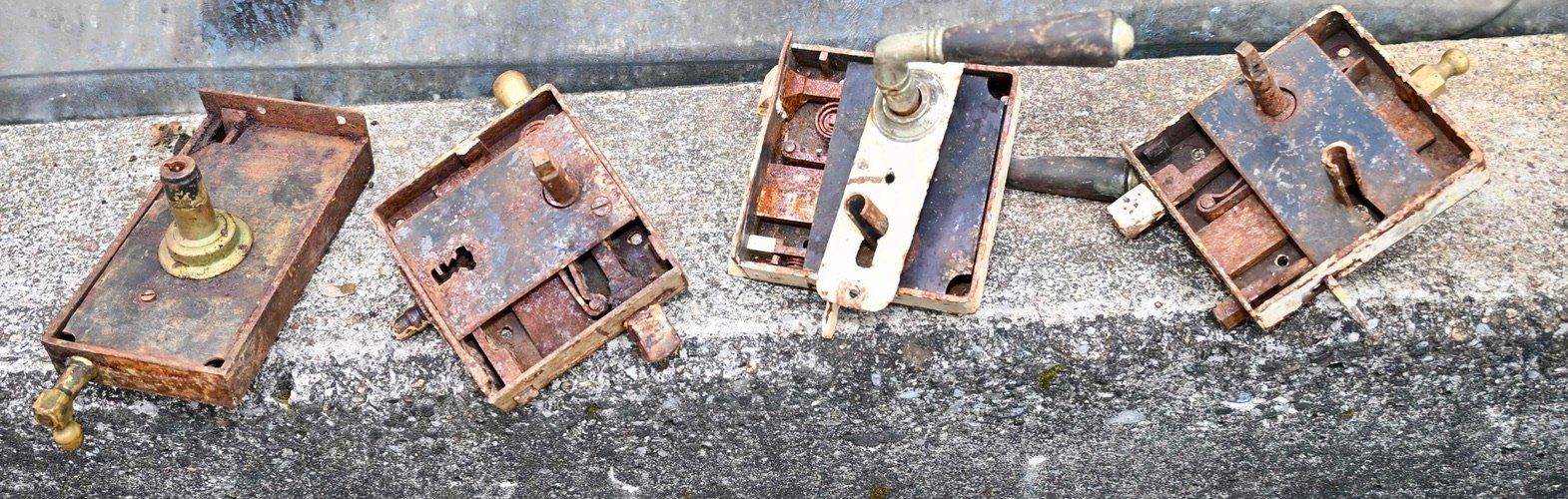 Lucchetti: 4 antike Schlösser ohne Schlüssel – Usato da Pfaffhausen venduto da mono_rec 3