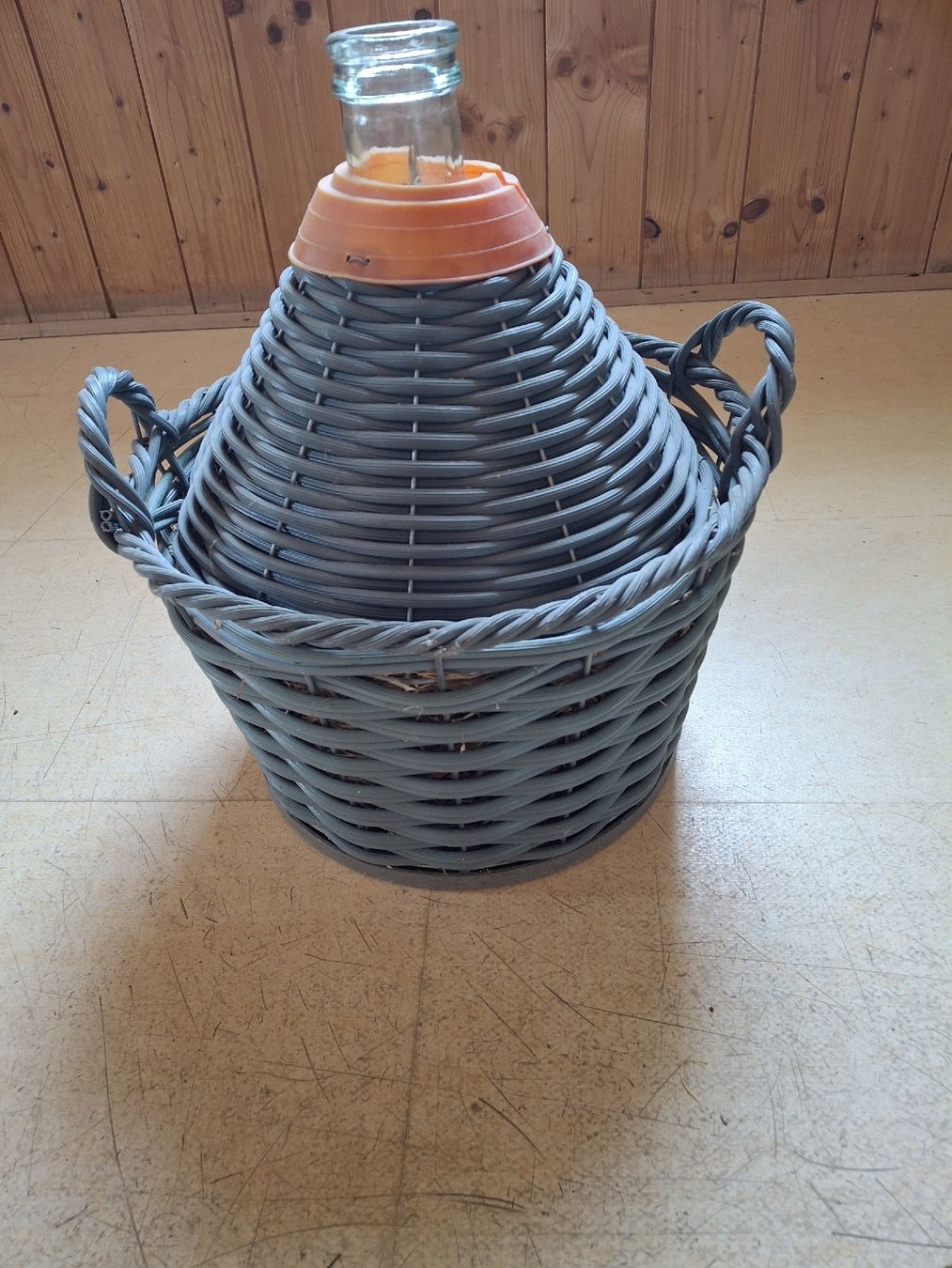 Flaschen: Korbflasche für Schnaps – Gebraucht aus Pfaffnau von uff_v68c