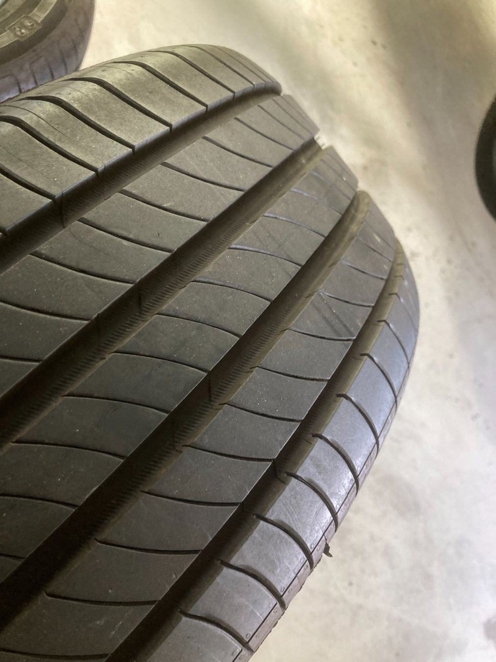 Michelin Pneus & Kompletträder: 225/45R17 Michelin Sommerpneu – Gebraucht aus Cham von Cham6332 5