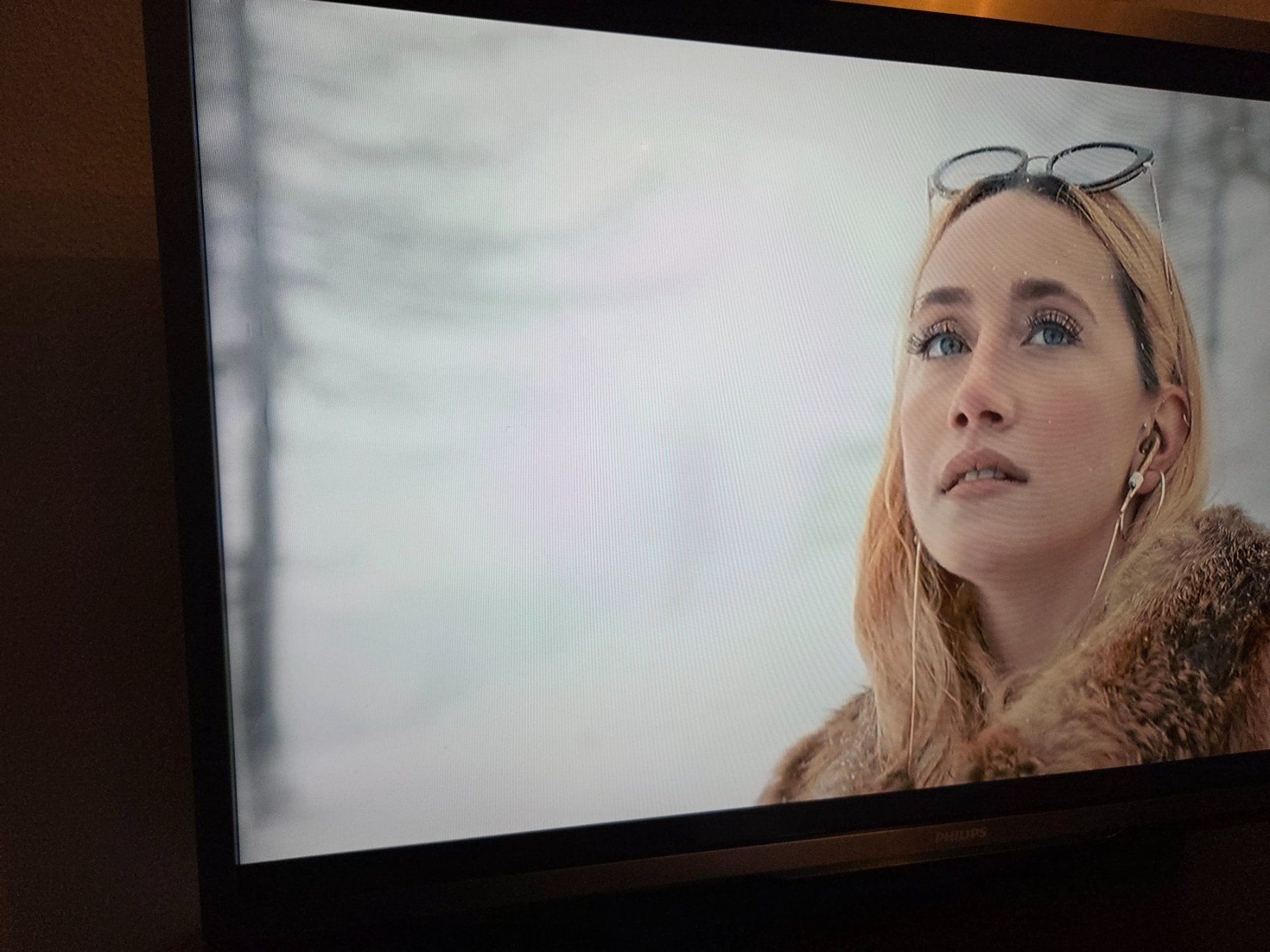 Appareils TV: Fernseher mit Wandhalterung – D'occasion à Winterthur par CherrySchott 3