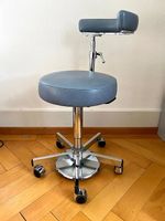 Praxis Hocker, Drehstuhl mit Rueckenlehne, Top Zustand!