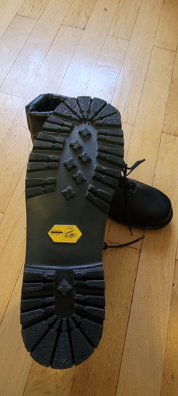 Scarpe da uomo: Wunderschöne Winterstiefel, Schwarz, – Nuovo (secondo la descrizione) da Basel venduto da Da-vid3 2