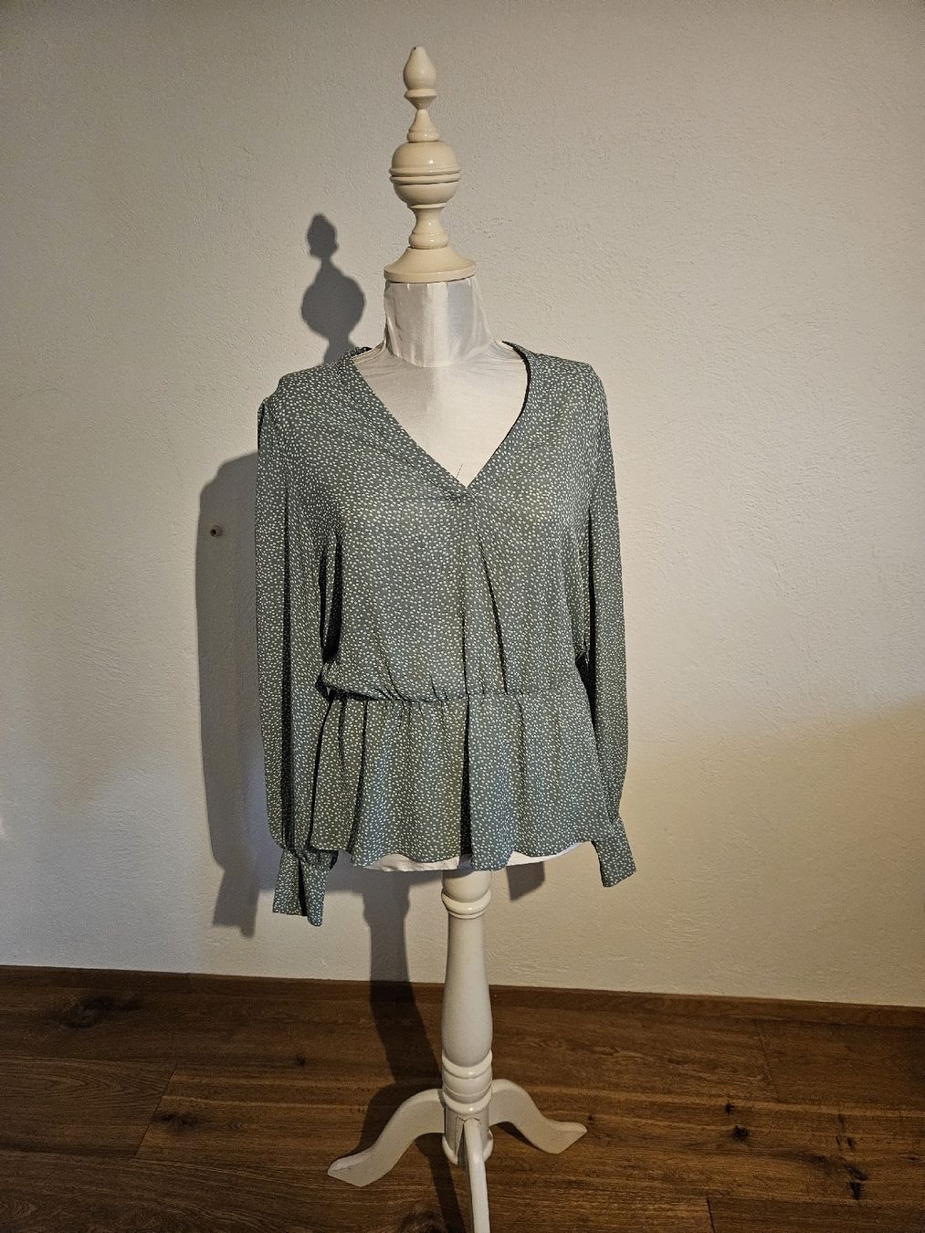 Camicette: Sommerliche Bluse mit Rüschen, Grösse L – Usato da Bern venduto da TroeS