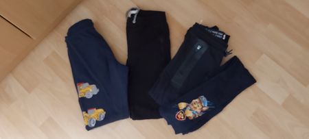 Tolle Hosen/Jogginghosen aus 1. Hand